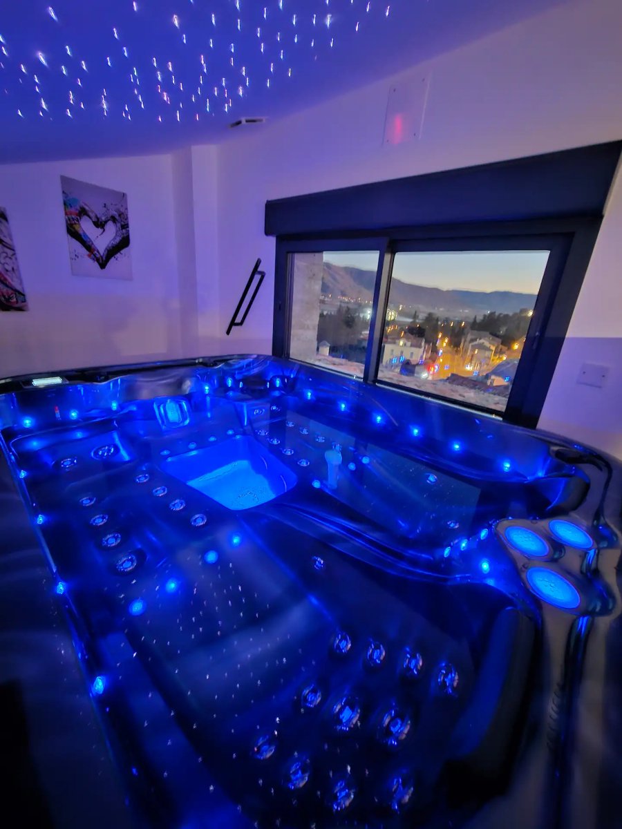 Love and Spa du Château - Love’nSpa - weekend en amoureux, love rooms avec spa ou jacuzzi privatif9 de Love and Spa du Château
