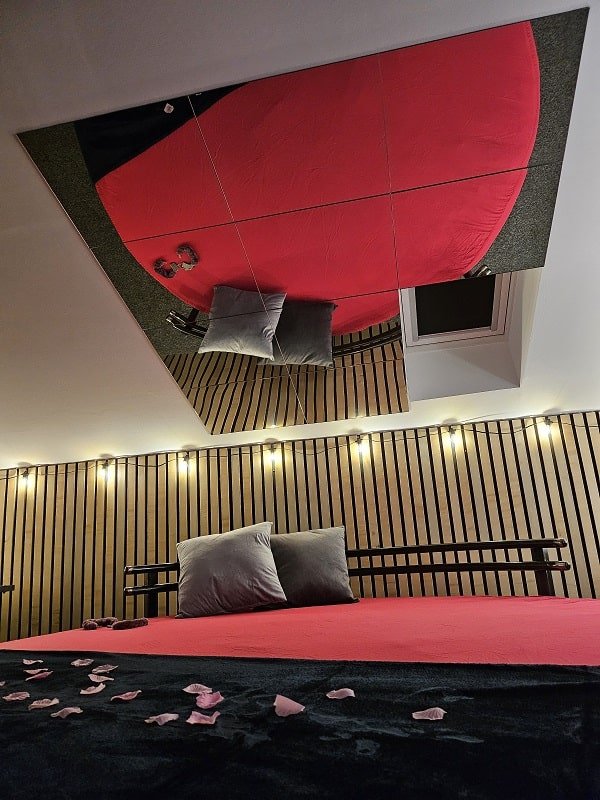 Love and Spa du Château - Love’nSpa - weekend en amoureux, love rooms avec spa ou jacuzzi privatif11 de Love and Spa du Château
