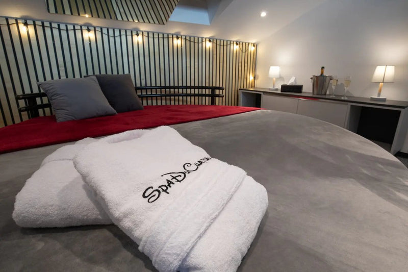 Love and Spa du Château - Love’nSpa - weekend en amoureux, love rooms avec spa ou jacuzzi privatif