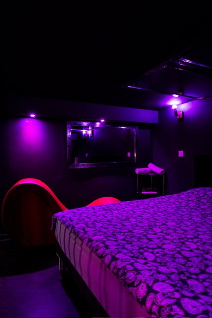LOVE DAYAN - Love’nSpa - weekend en amoureux, love rooms avec spa ou jacuzzi privatif11 de LOVE DAYAN
