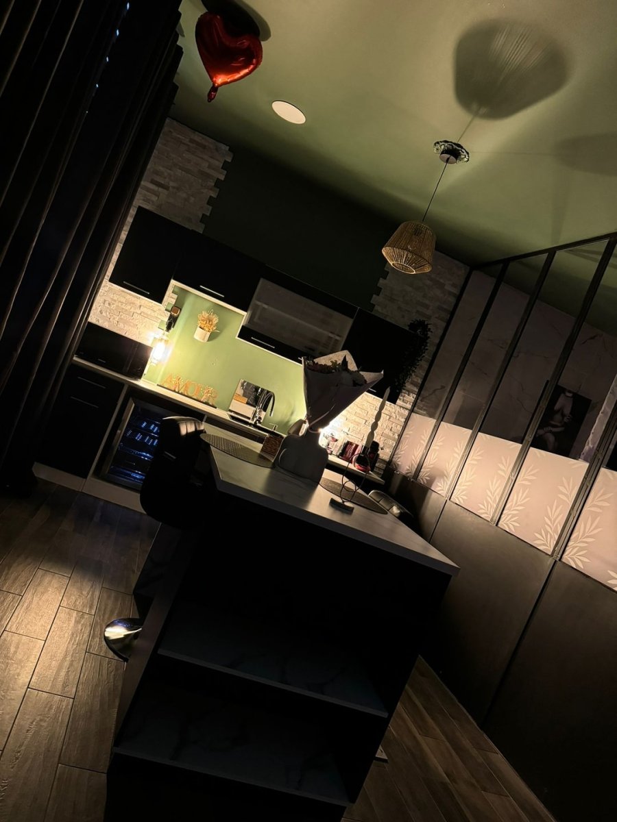 Love Room 66 - Love’nSpa - weekend en amoureux, love rooms avec spa ou jacuzzi privatif3 de Love Room 66
