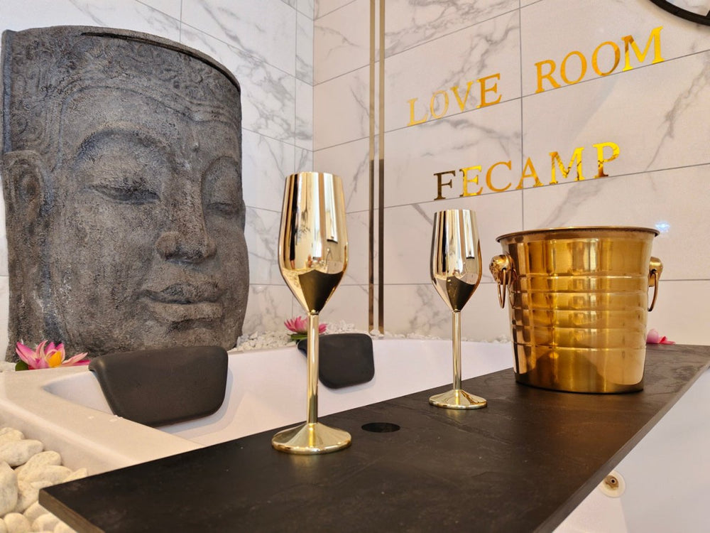 Love Room Fécamp - Appartement 3 - Love’nSpa - weekend en amoureux, love rooms avec spa ou jacuzzi privatif6 de Love Room Fécamp - Appartement 3
