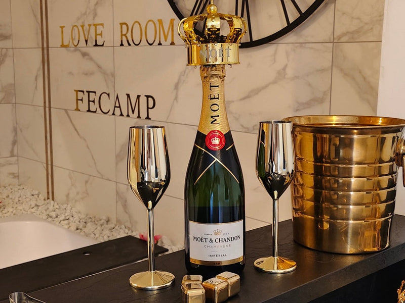 Love Room Fécamp - Appartement 3 - Love’nSpa - weekend en amoureux, love rooms avec spa ou jacuzzi privatif2 de Love Room Fécamp - Appartement 3
