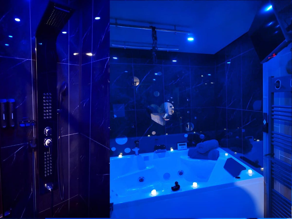 Love - Room, Gîte 4 étoiles, 50 Nuances Romantiques - Love’nSpa - weekend en amoureux, love rooms avec spa ou jacuzzi privatif5 de Love-Room, Gîte 4 étoiles, 50 Nuances Romantiques
