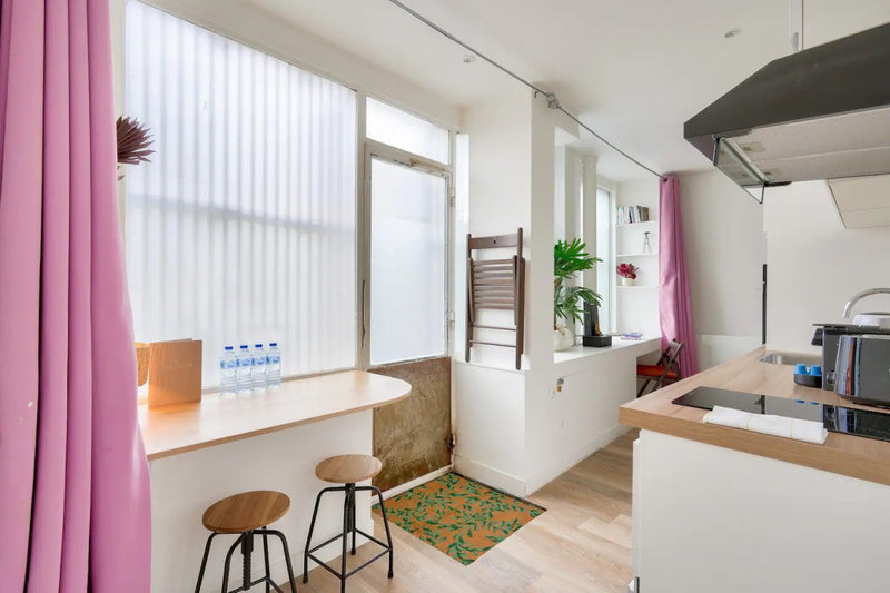 Love room - Jacuzzi ambiance Zen - Love’nSpa - weekend en amoureux, love rooms avec spa ou jacuzzi privatif4 de Love room - Jacuzzi ambiance Zen
