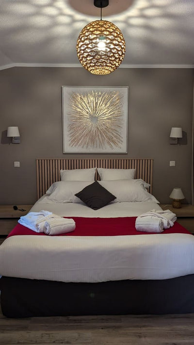 Love Room - La Dame du Lac - Love’nSpa - weekend en amoureux, love rooms avec spa ou jacuzzi privatif