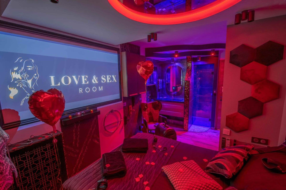 Love & Sex Room - Love’nSpa - weekend en amoureux, love rooms avec spa ou jacuzzi privatif4 de Love & Sex Room
