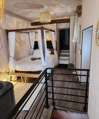 Loveroom L'Instant Précieux - Love’nSpa - weekend en amoureux, love rooms avec spa ou jacuzzi privatif
