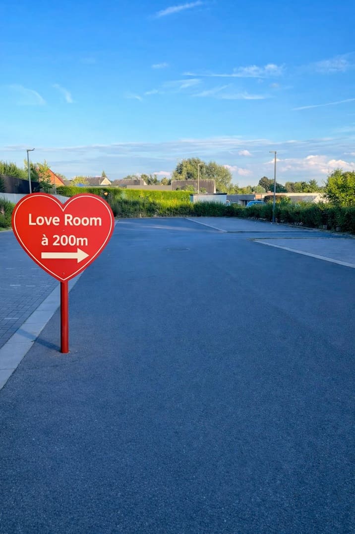 Loveroom85 - Love’nSpa - weekend en amoureux, love rooms avec spa ou jacuzzi privatif16 de Loveroom85
