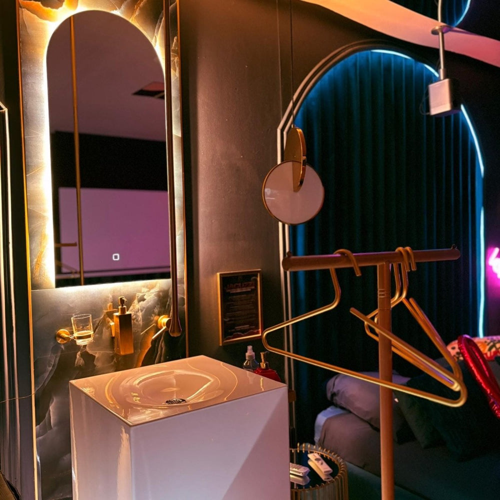 Loveroom85 - Love’nSpa - weekend en amoureux, love rooms avec spa ou jacuzzi privatif15 de Loveroom85
