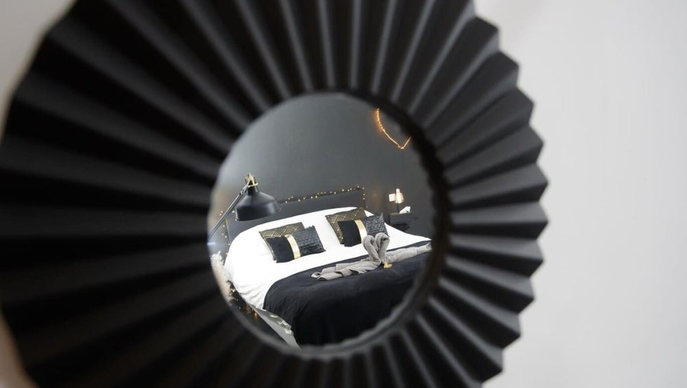 Lover's room Or - Love’nSpa - weekend en amoureux, love rooms avec spa ou jacuzzi privatif3 de Lover's room Or
