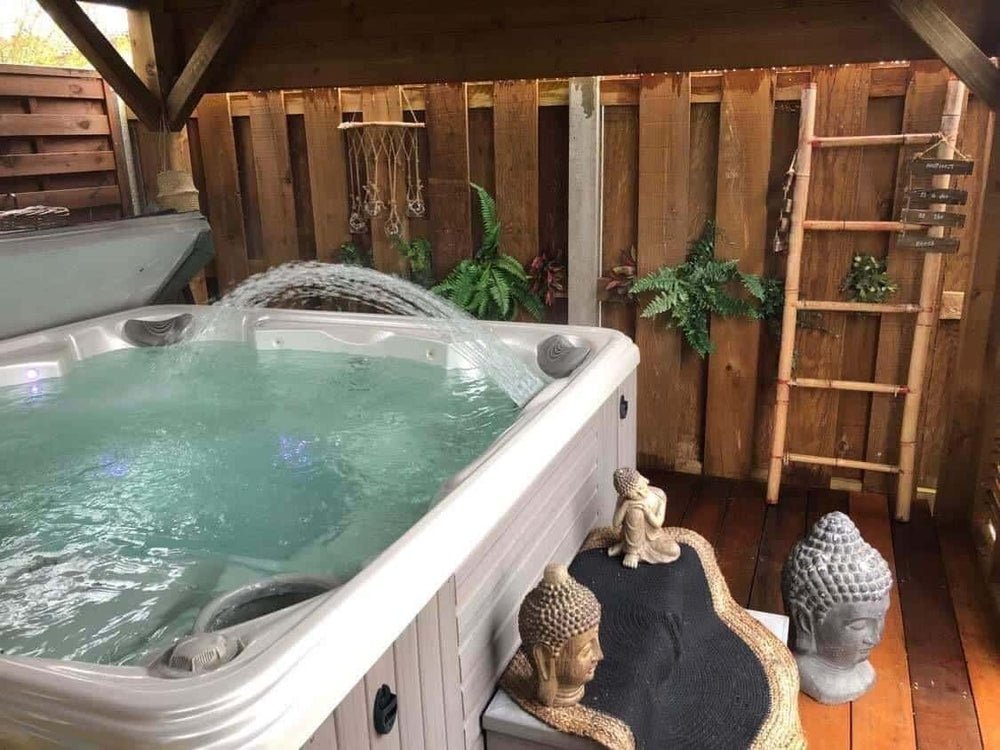 Lovin’Chalets - Rêves d un soir - Love’nSpa - weekend en amoureux, love rooms avec spa ou jacuzzi privatif2 de Lovin’Chalets - Rêves d un soir
