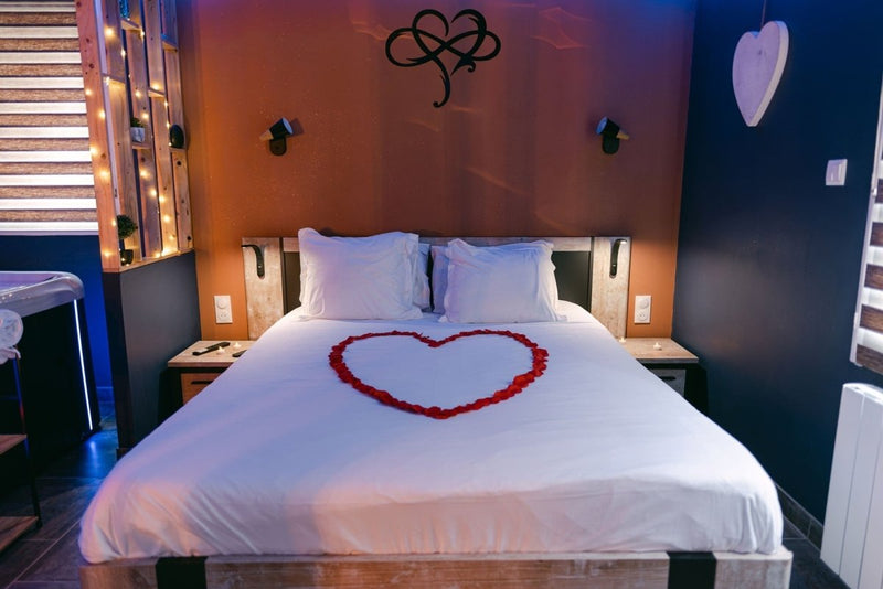 Lov'infini - Love’nSpa - weekend en amoureux, love rooms avec spa ou jacuzzi privatif2 de Lov'infini
