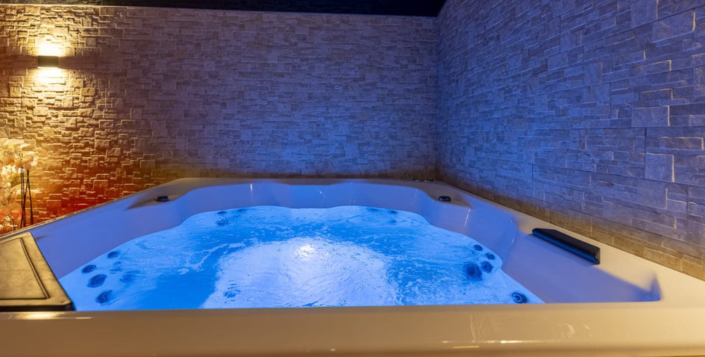 Luxury love room Tentation - Love’nSpa - weekend en amoureux, love rooms avec spa ou jacuzzi privatif2 de Love Room Tentation
