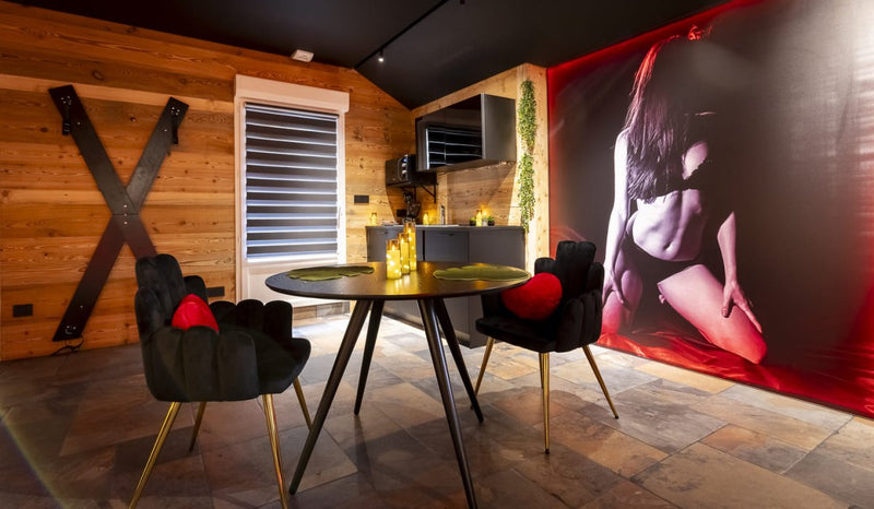 Luxury love room Tentation - Love’nSpa - weekend en amoureux, love rooms avec spa ou jacuzzi privatif