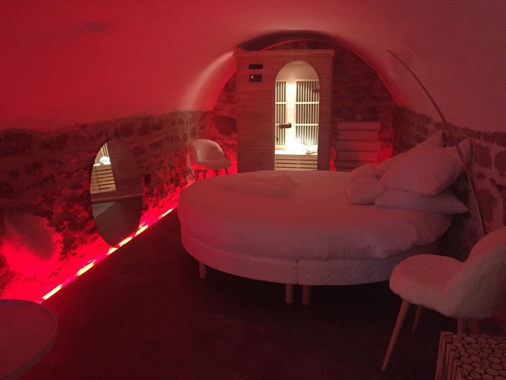 Ly'Ove - Love’nSpa - weekend en amoureux, love rooms avec spa ou jacuzzi privatif3 de Ly'Ove
