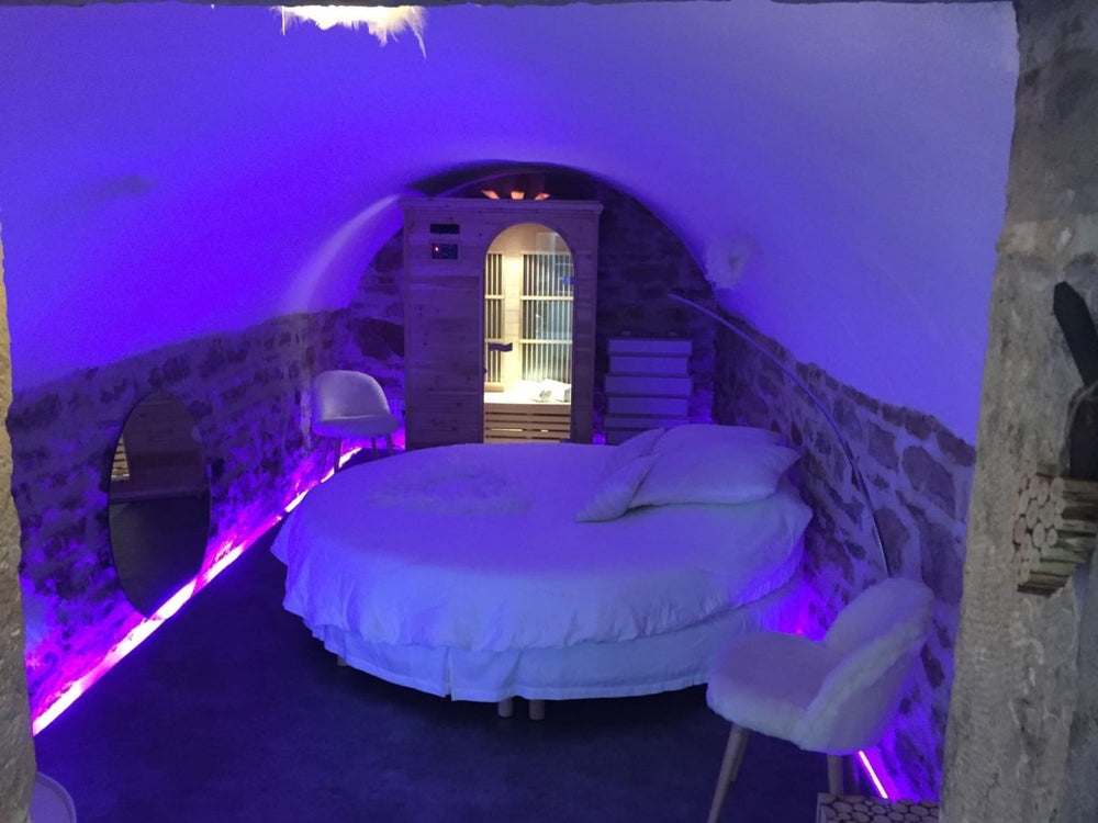 Ly'Ove - Love’nSpa - weekend en amoureux, love rooms avec spa ou jacuzzi privatif4 de Ly'Ove
