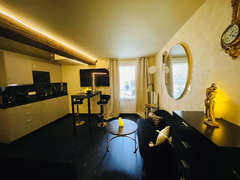 Maison de Monplaisir - Bulle d'Or - Love’nSpa - weekend en amoureux, love rooms avec spa ou jacuzzi privatif2 de Bulle d'Or
