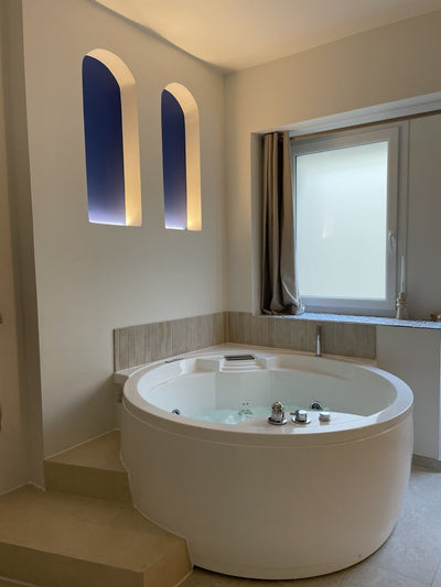 Maison Odyssea - Love’nSpa - weekend en amoureux, love rooms avec spa ou jacuzzi privatif
