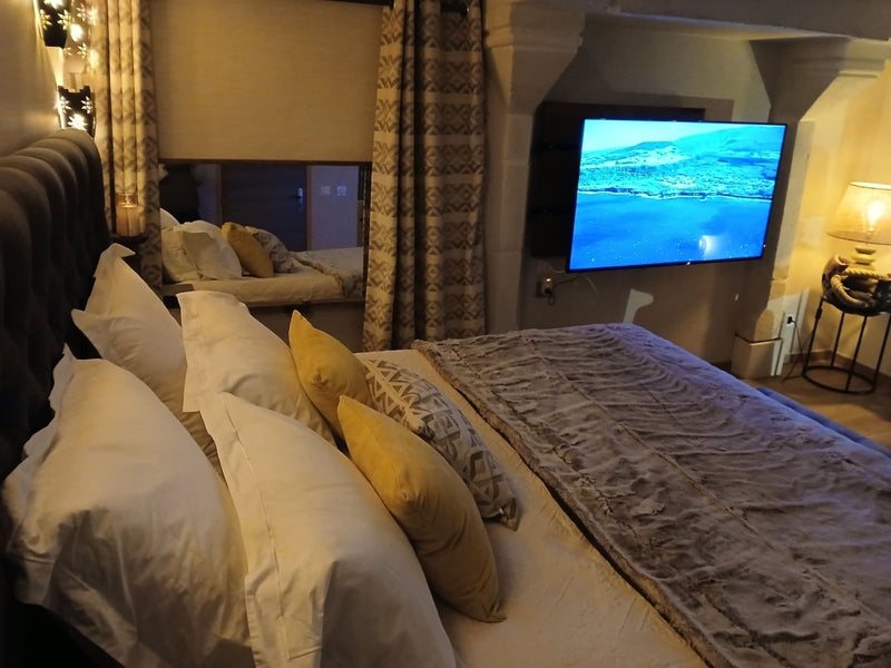 Manoir du Grand Chêne - Suite Celtique - Love’nSpa - weekend en amoureux, love rooms avec spa ou jacuzzi privatif1 de Manoir du Grand Chêne - Suite Celtique
