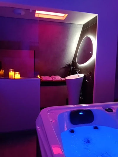 Manoir du Grand Chêne - Suite Quintessence - Love’nSpa - weekend en amoureux, love rooms avec spa ou jacuzzi privatif