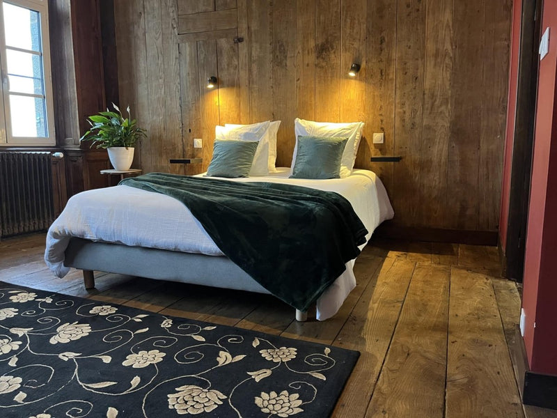 Mercier de Montigny - Love’nSpa - weekend en amoureux, love rooms avec spa ou jacuzzi privatif1 de Mercier de Montigny
