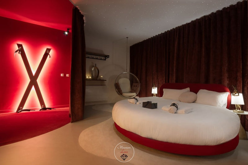 Mountain Love "love room" - Love’nSpa - weekend en amoureux, love rooms avec spa ou jacuzzi privatif2 de Mountain Love
