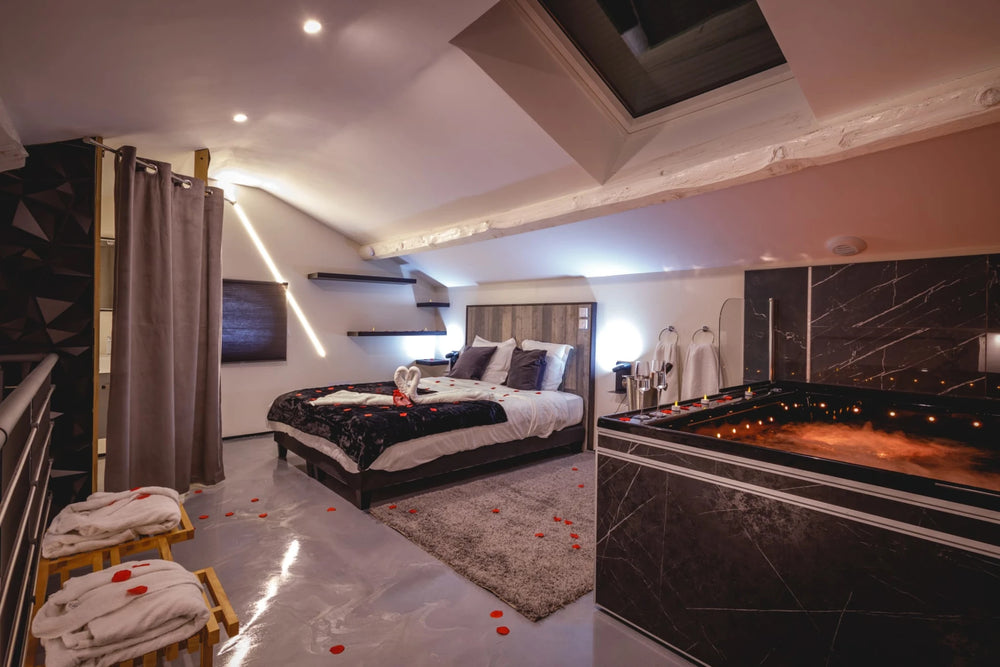 My Love Nest - Love’nSpa - weekend en amoureux, love rooms avec spa ou jacuzzi privatif1 de My Love Nest
