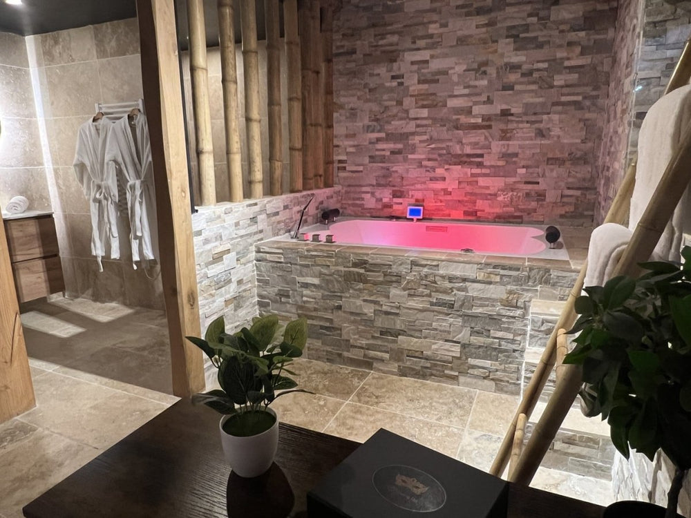 Nature & Love - La maison Love - Love’nSpa - weekend en amoureux, love rooms avec spa ou jacuzzi privatif2 de Nature & Love - La maison Love
