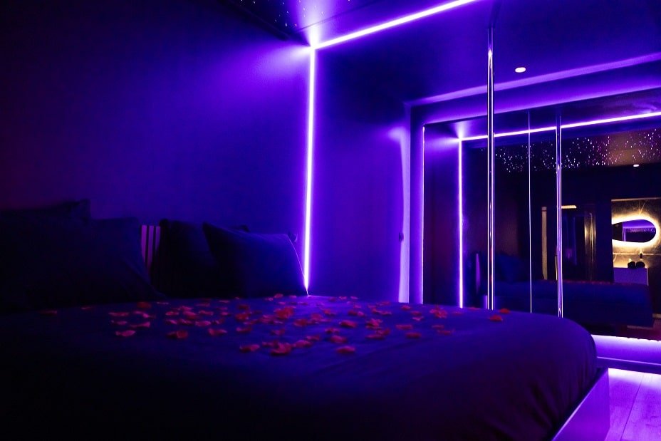Ô Diable Des Plaisirs - Love’nSpa - weekend en amoureux, love rooms avec spa ou jacuzzi privatif2 de Ô Diable Des Plaisirs
