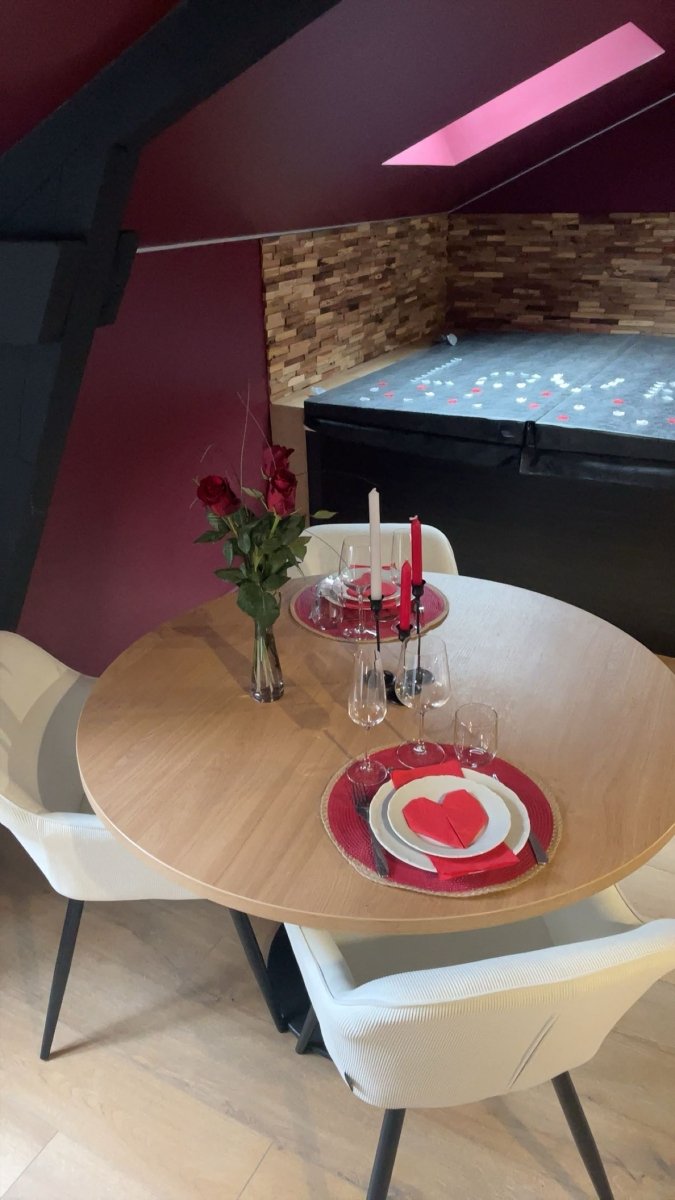 Parenthèse Sensuelle - Love’nSpa - weekend en amoureux, love rooms avec spa ou jacuzzi privatif2 de Parenthèse Sensuelle
