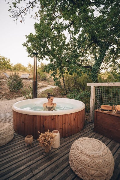 Pella Roca - Tropicabana - Love’nSpa - weekend en amoureux, love rooms avec spa ou jacuzzi privatif
