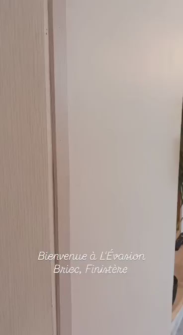L&