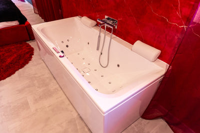 Primo - L’Interdit – Luxe, Glamour et Sensualité - Love’nSpa - weekend en amoureux, love rooms avec spa ou jacuzzi privatif