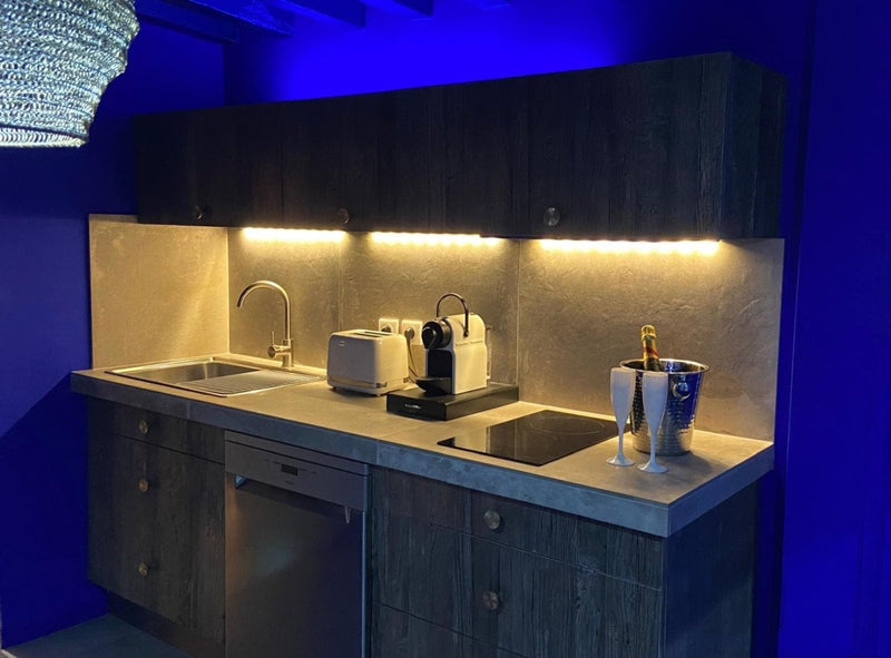 Private Room 28 - Love’nSpa - weekend en amoureux, love rooms avec spa ou jacuzzi privatif