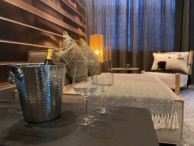 Private Room 28 - Love’nSpa - weekend en amoureux, love rooms avec spa ou jacuzzi privatif