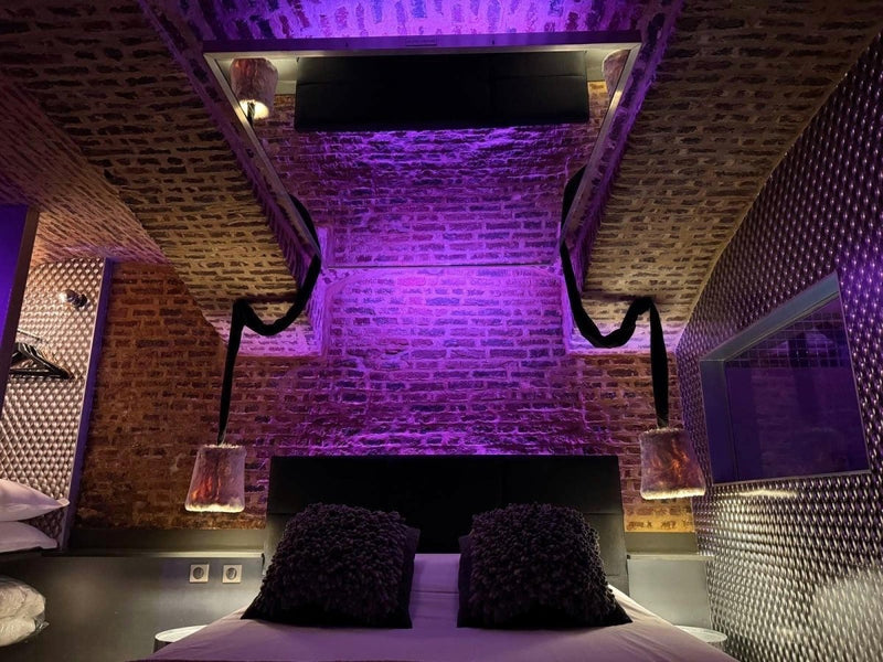 Private room 40 - Love’nSpa - weekend en amoureux, love rooms avec spa ou jacuzzi privatif