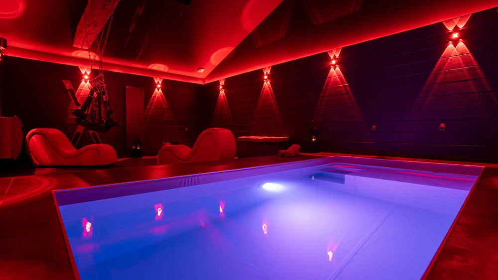 Red Room Spa - Montmerle sur saône - Love’nSpa - weekend en amoureux, love rooms avec spa ou jacuzzi privatif9 de Red Room Spa - Montmerle sur saône
