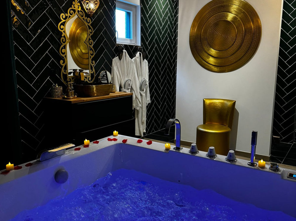 RIAD MAJORELLE - Love’nSpa - weekend en amoureux, love rooms avec spa ou jacuzzi privatif2 de RIAD MAJORELLE
