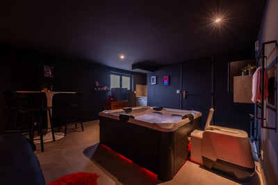 Rose bonbon korng kim chheng - Love’nSpa - weekend en amoureux, love rooms avec spa ou jacuzzi privatif