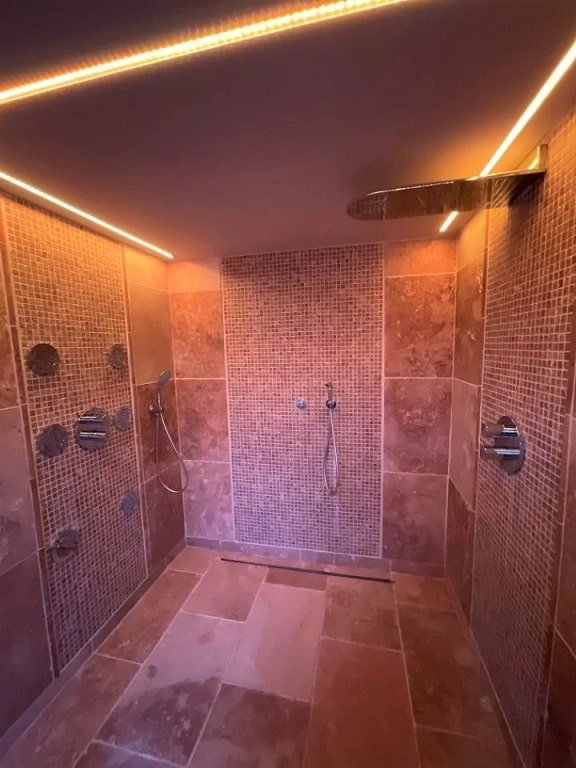 Sauna Vakantiehuis - Love’nSpa - weekend en amoureux, love rooms avec spa ou jacuzzi privatif12 de Sauna Vakantiehuis
