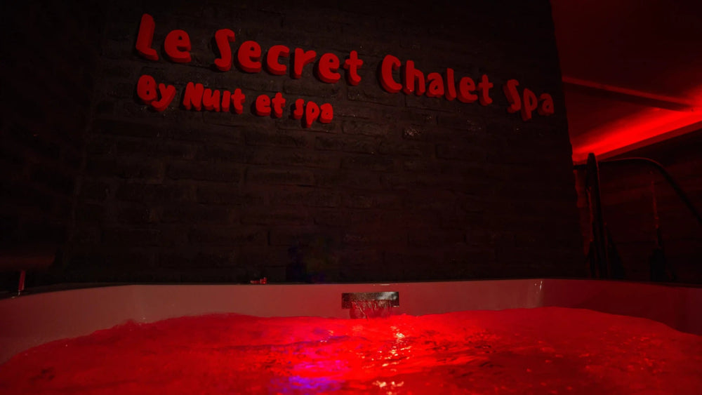 Secret Chalet Spa - Caluire - et - Cuire - Love’nSpa - weekend en amoureux, love rooms avec spa ou jacuzzi privatif4 de Secret Chalet Spa - Caluire-et-Cuire
