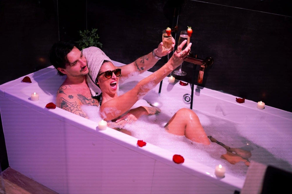 Secret Désir - Haut de gamme - Spa - Espace coquin - Love’nSpa - weekend en amoureux, love rooms avec spa ou jacuzzi privatif11 de Secret Désir - Haut de gamme - Spa - Espace coquin
