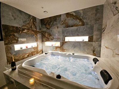 Secret Room Spa Agde - Love’nSpa - weekend en amoureux, love rooms avec spa ou jacuzzi privatif