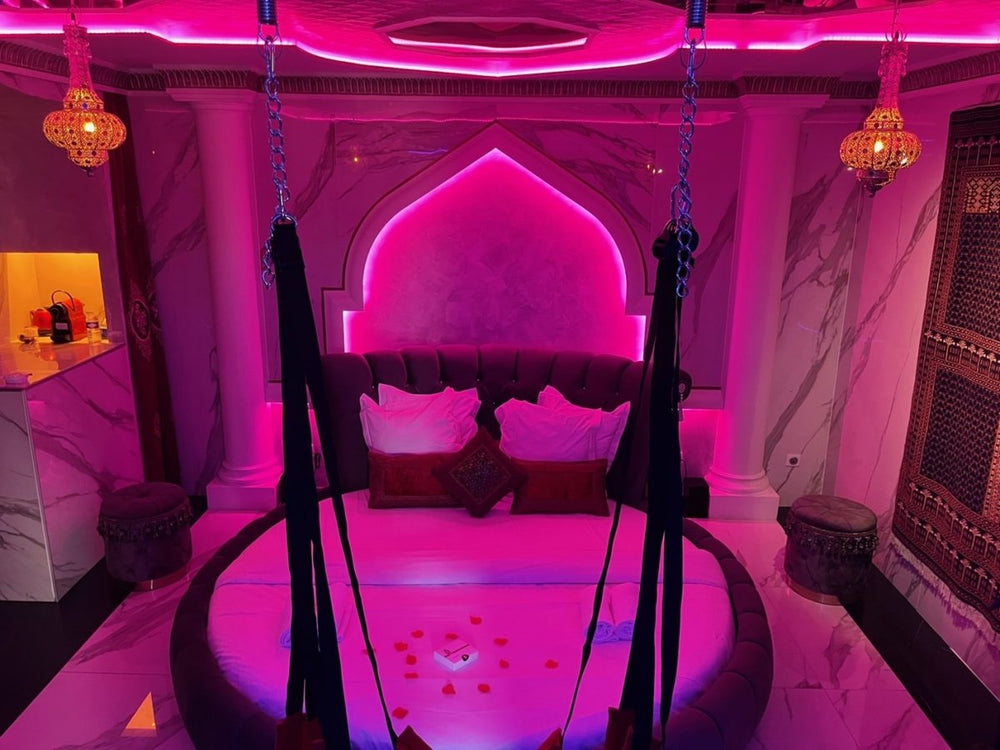 Sheherazade - Love’nSpa - weekend en amoureux, love rooms avec spa ou jacuzzi privatif16 de Sheherazade - Lyon Intramuros
