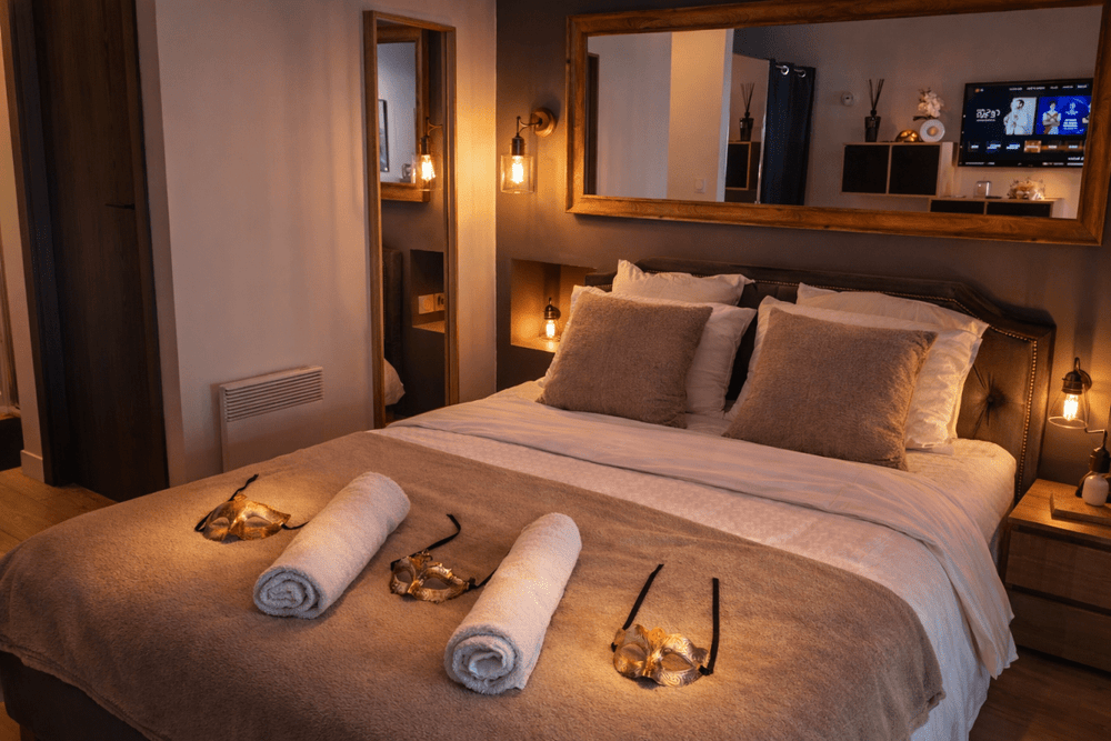 SHIRO - Love’nSpa - weekend en amoureux, love rooms avec spa ou jacuzzi privatif2 de SHIRO
