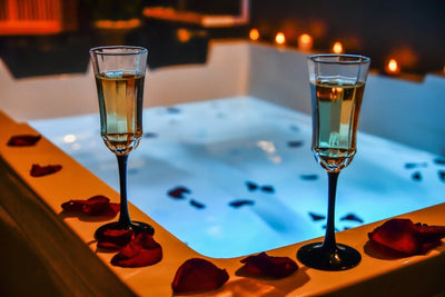 SPAssionnement à la folie - Love’nSpa - weekend en amoureux, love rooms avec spa ou jacuzzi privatif