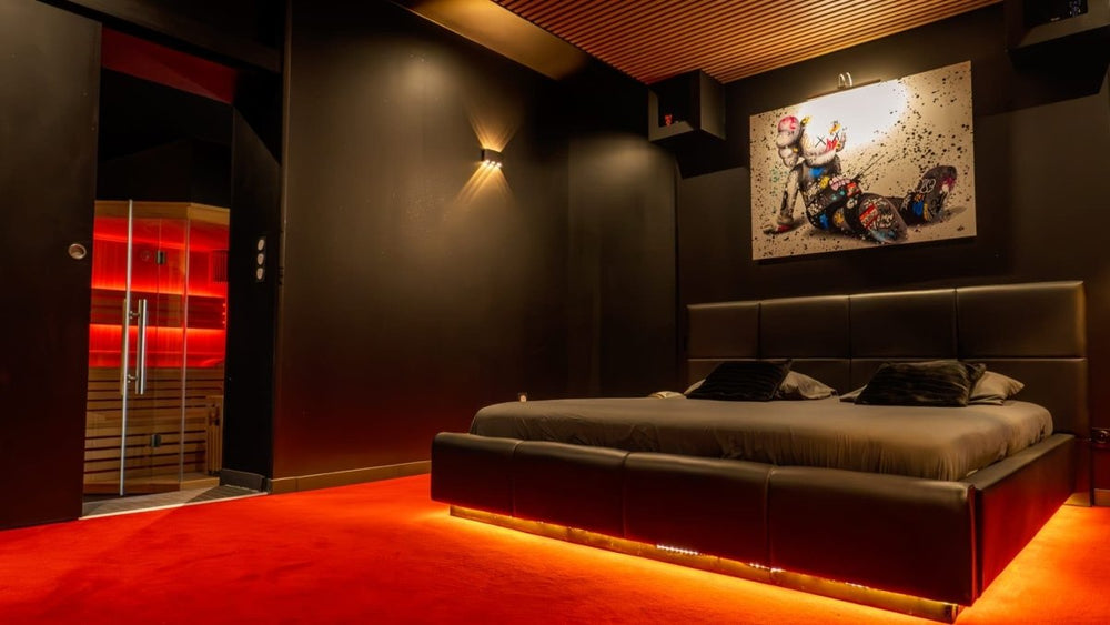 Suite 47 SPA - Ciné - Love’nSpa - weekend en amoureux, love rooms avec spa ou jacuzzi privatif2 de Suite 47 SPA - Ciné
