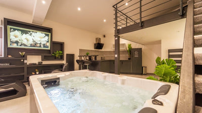 Suite 47 SPA - Mezza - Love’nSpa - weekend en amoureux, love rooms avec spa ou jacuzzi privatif