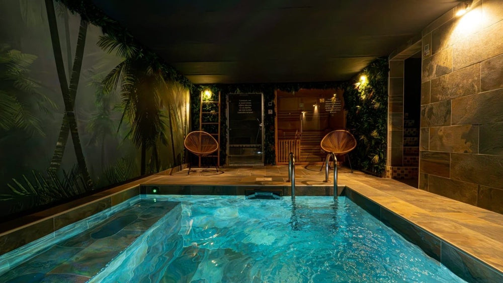 Suite 47 SPA - Pool - Love’nSpa - weekend en amoureux, love rooms avec spa ou jacuzzi privatif1 de Suite 47 SPA - Pool
